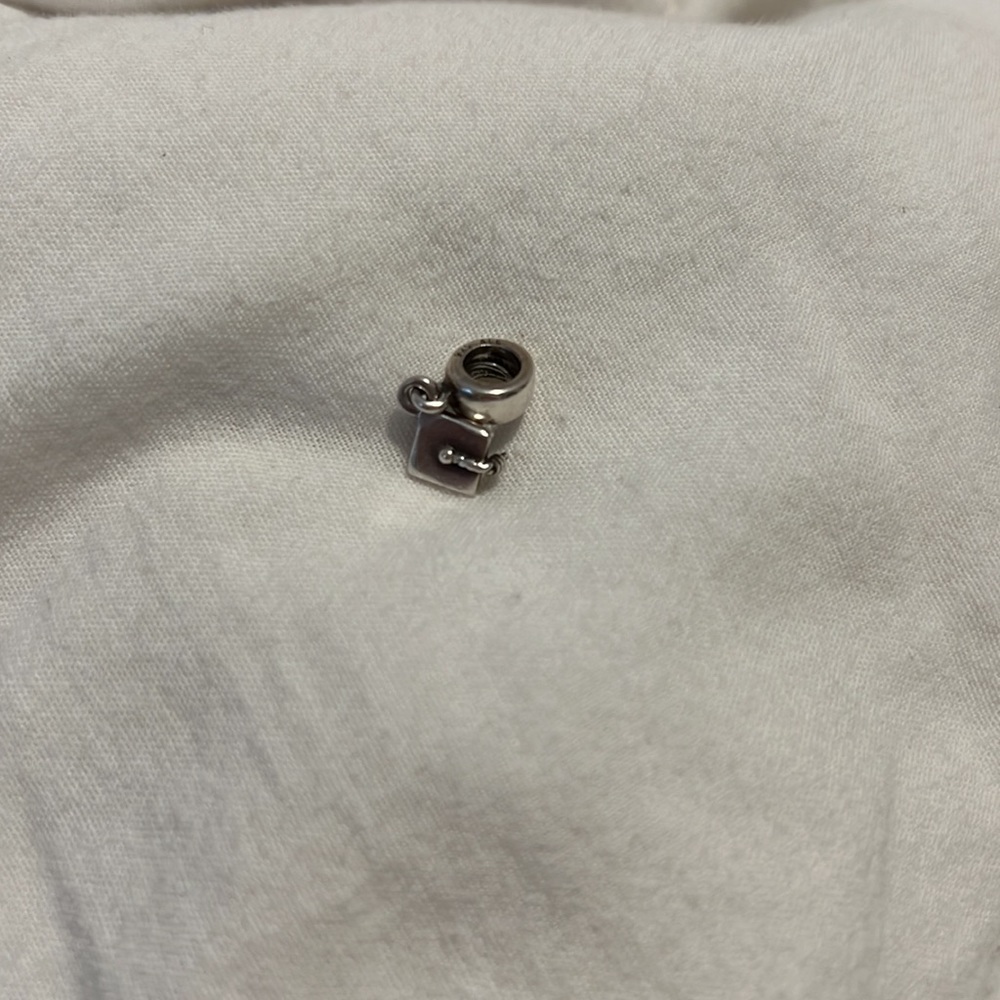 Pandora Graduation Cap Charm - Picture 2 of 2